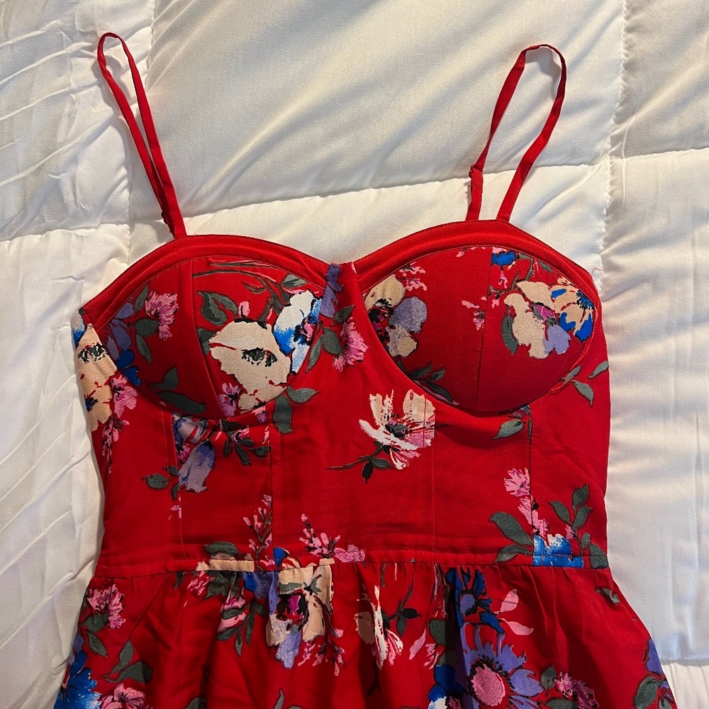 MARRAKECH FLORAL MAXI DRESS RED